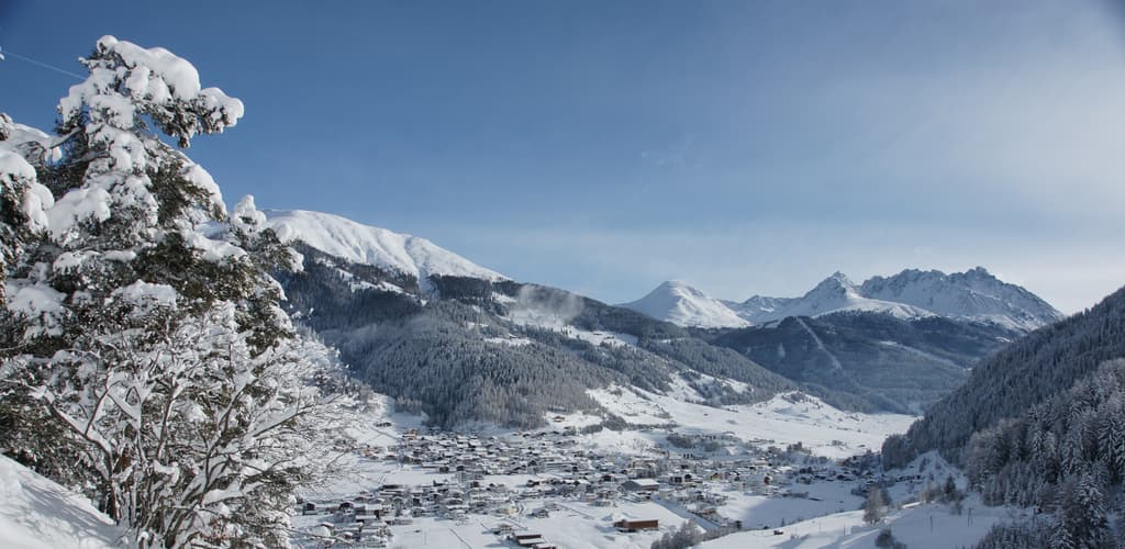 Berglandschaft rund um Nauders mit Blick ins Dreiländereck